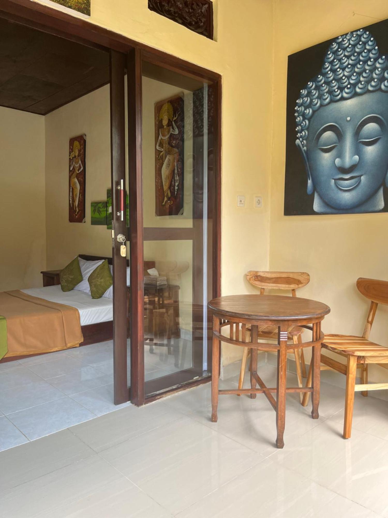 Lionk Bali House Bed & Breakfast Ubud  Exterior photo